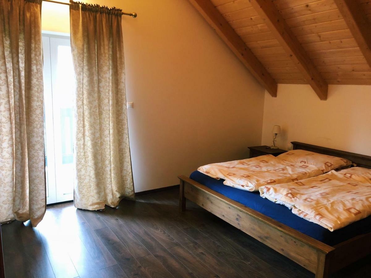 Apartman Pod Orechom Drienica エクステリア 写真